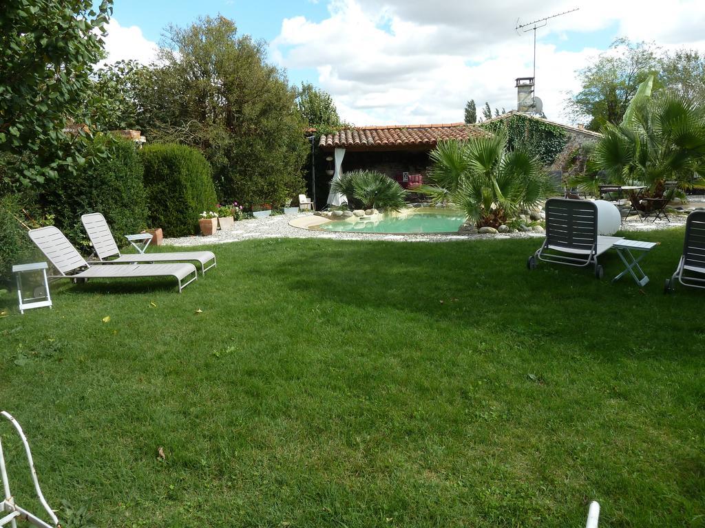Chambre D'Hotes "Le Village" Villenouvelle Kültér fotó